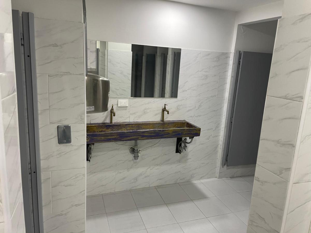 Hostal Casa Astromelia Bogotá Zewnętrze zdjęcie