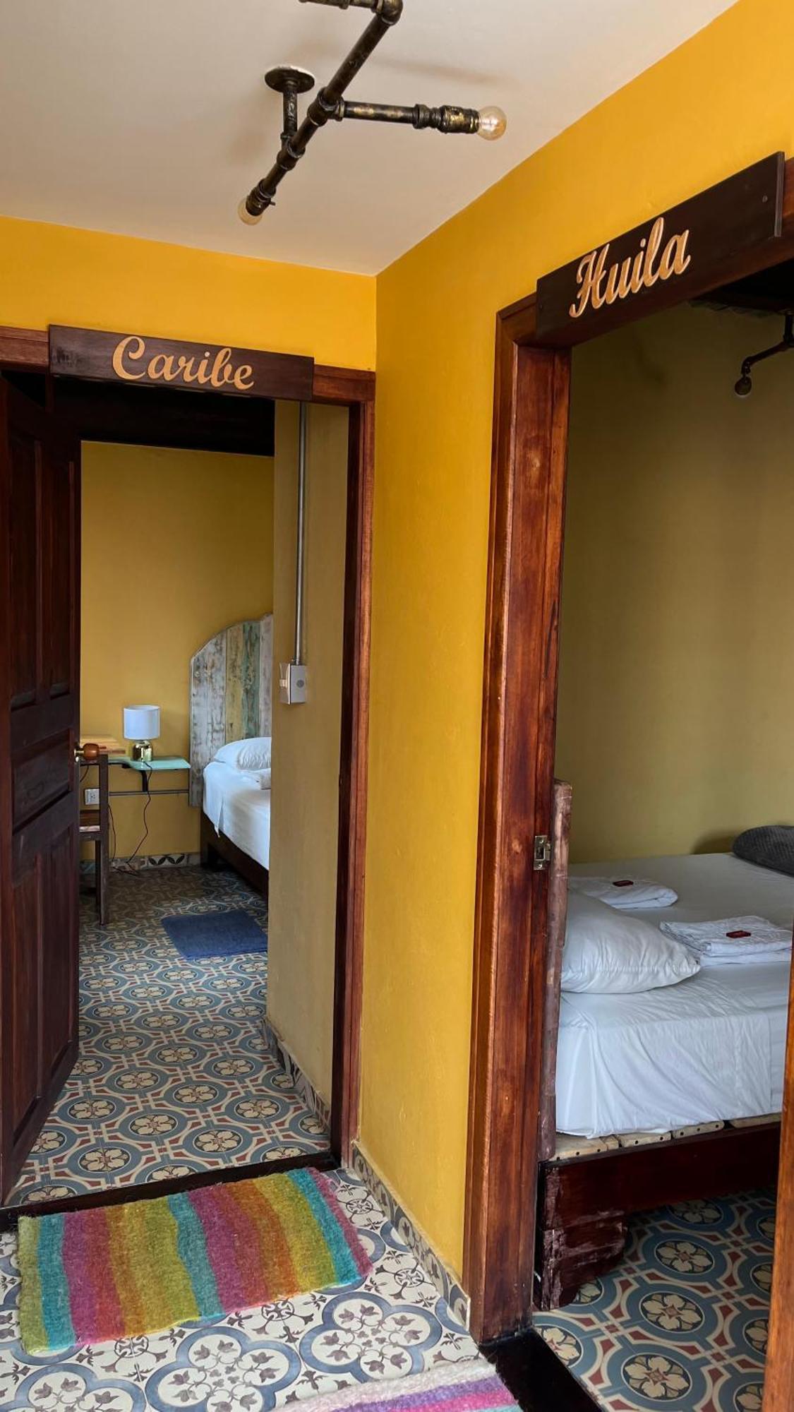 Hostal Casa Astromelia Bogotá Zewnętrze zdjęcie